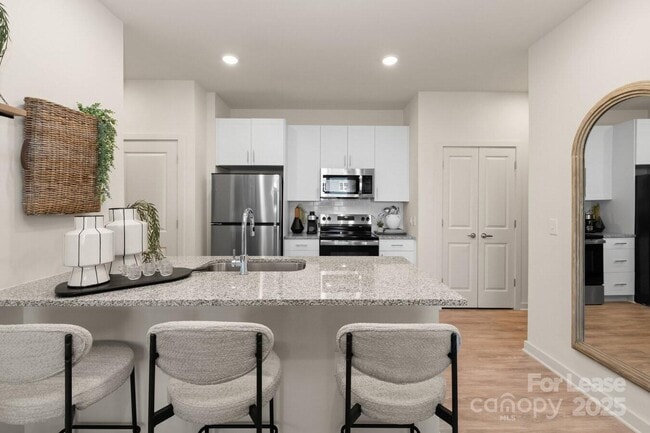 Foto del edificio - 13330 Maize Ln