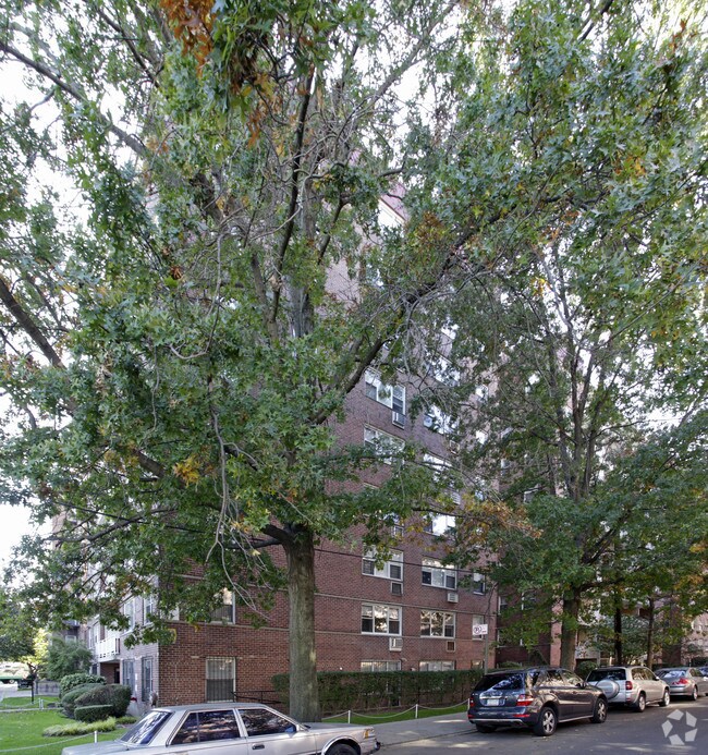 Building Photo - 11050 71st