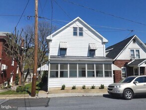 Building Photo - 307 Linden Ave
