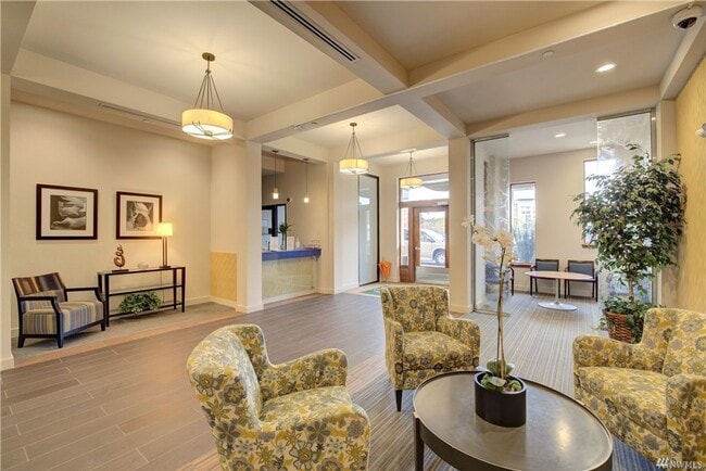 Building Photo - 1Bd/1Ba Redmond Condo