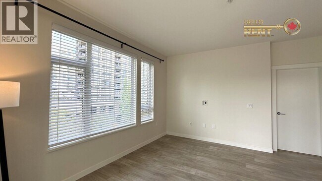 Photo du bâtiment - 123 W 1st St