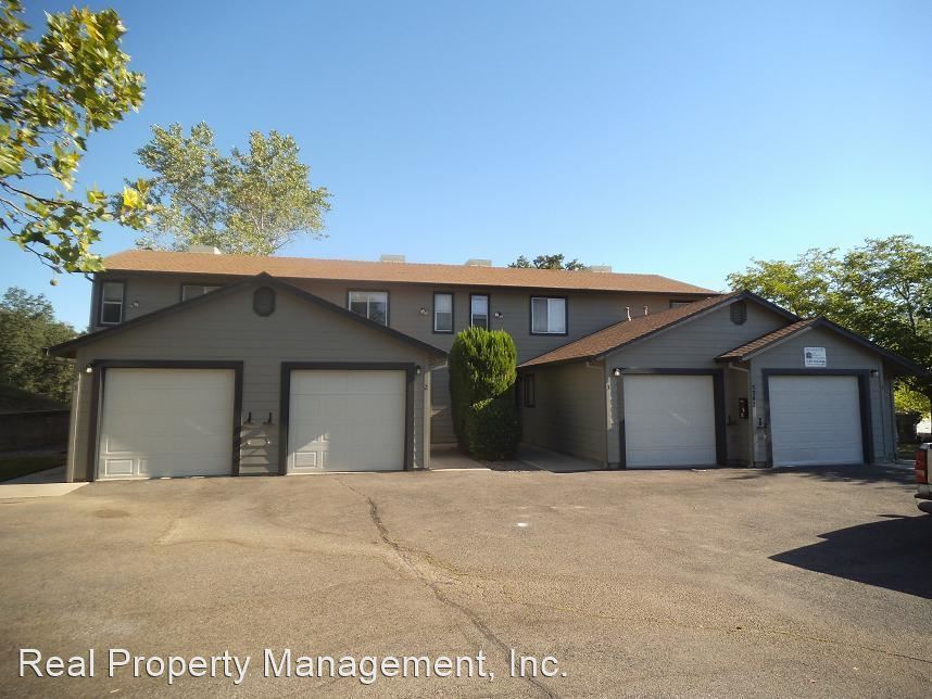 5382 Valleyridge Dr, Redding, CA 96003 Room for Rent in Redding, CA