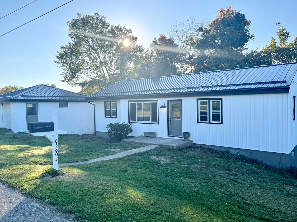 65802 McGregor Hill Rd, Bellaire, OH 43906 House Rental in Bellaire