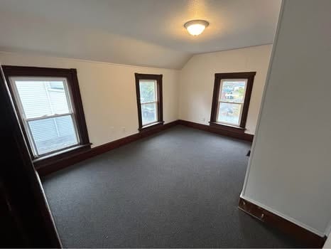 Building Photo - 110 W Railroad Ave