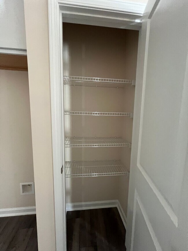 Building Photo - Brand New 3 Bedroom 2.5 Bath Townhome