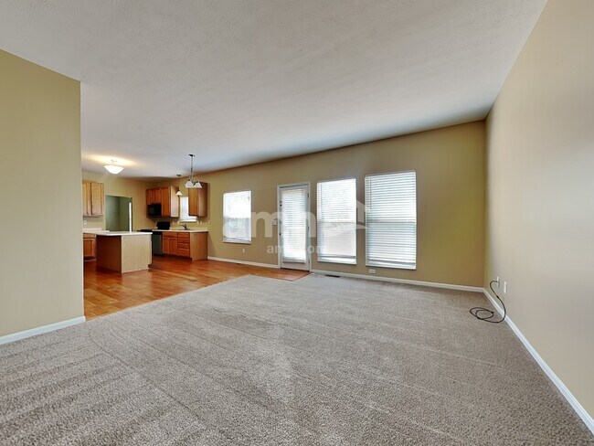 Building Photo - 1275 Kilbrannen
