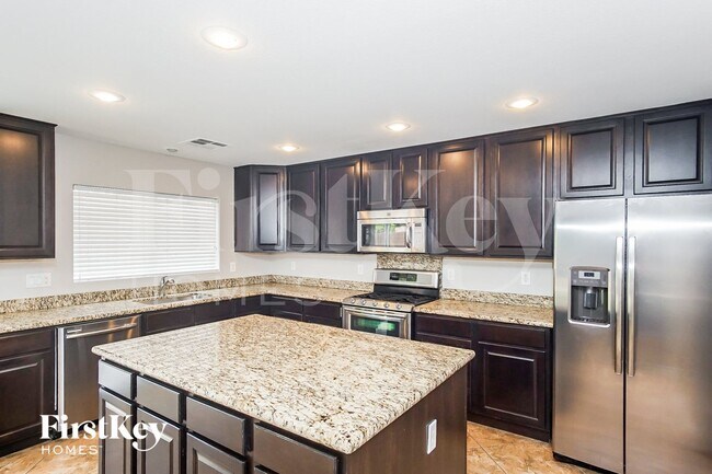 Foto del edificio - 4904 Naff Ridge Dr