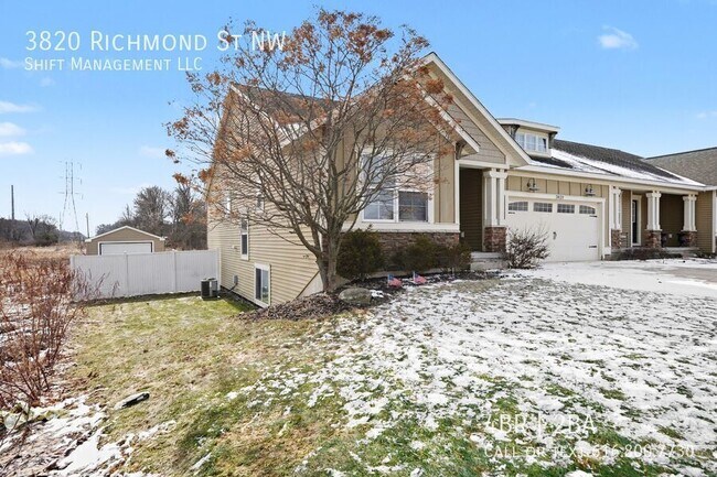 Foto del edificio - 3820 Richmond St NW