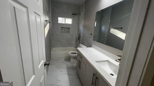 Building Photo - 7428 Mockingbird Trail