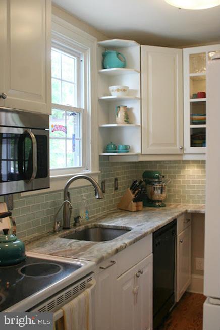 Foto del edificio - 205 N Barton St