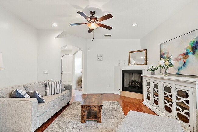 Foto del edificio - 316 34th Ave N