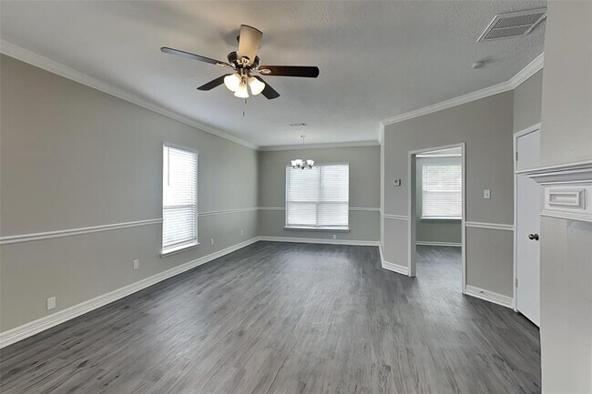 Foto del edificio - 12623 Duchess Ln