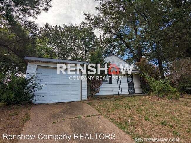 Foto del edificio - 3 br, 1 bath House - 2494 Judson St