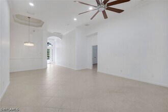 Building Photo - 15501 Cadiz Ln