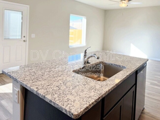 Building Photo - 1712 Amaranth Ln