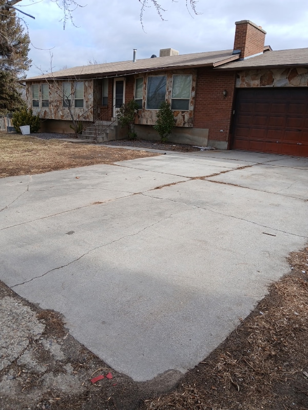 Building Photo - 5782 S 3500 W