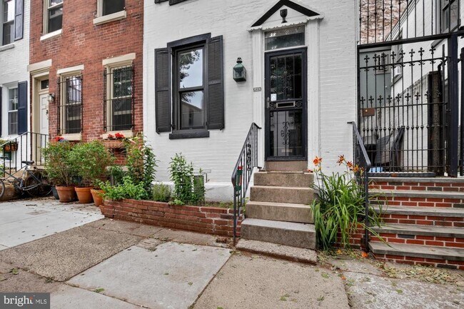 Foto del edificio - 2528 Waverly St