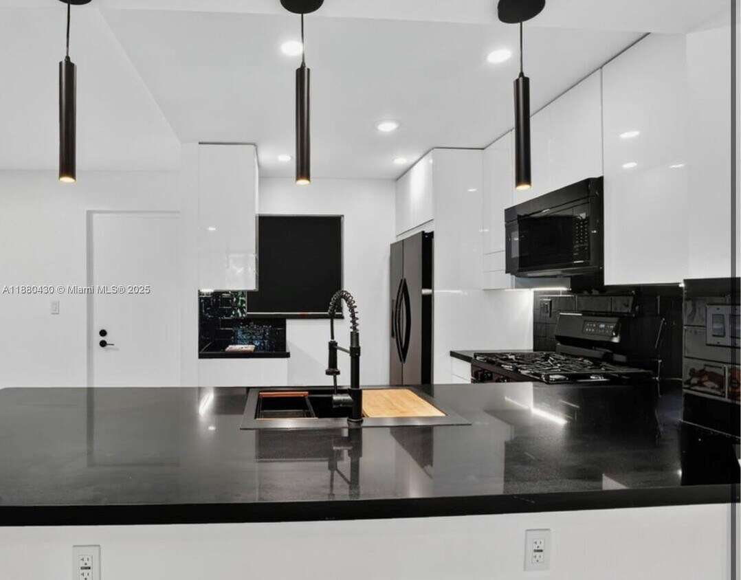 Foto principal - 13020 SW 92nd Ave