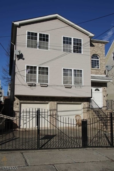 Primary Photo - 233 Lehigh Ave