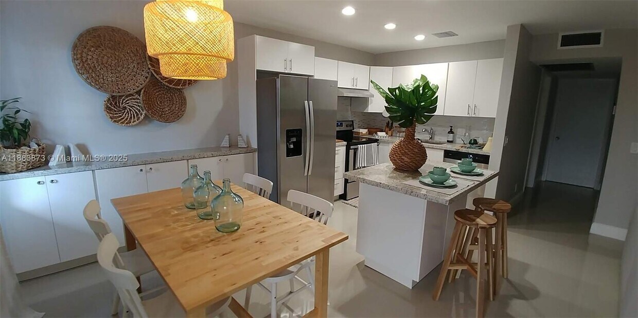 Foto principal - 1401 SW 134th Way