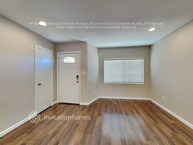 Building Photo - 6730 E Sweetwater Ave