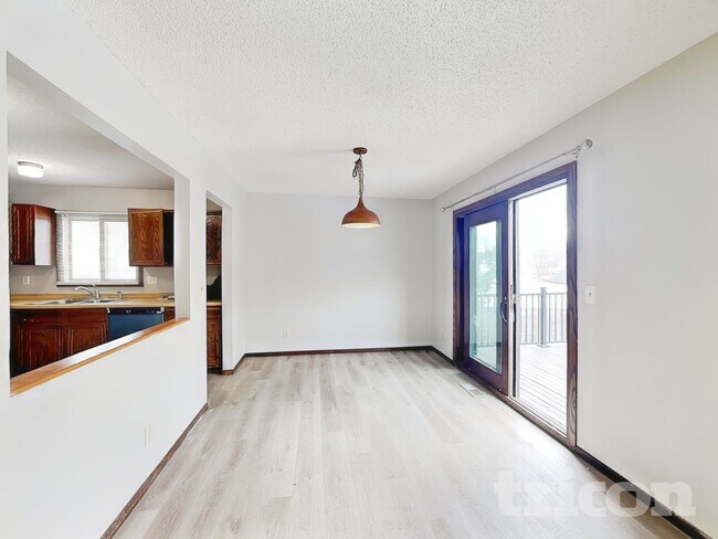 Foto del edificio - 3401 75th Ave N