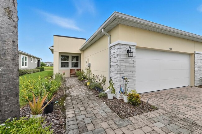 Building Photo - 5989 Timberdale Ave