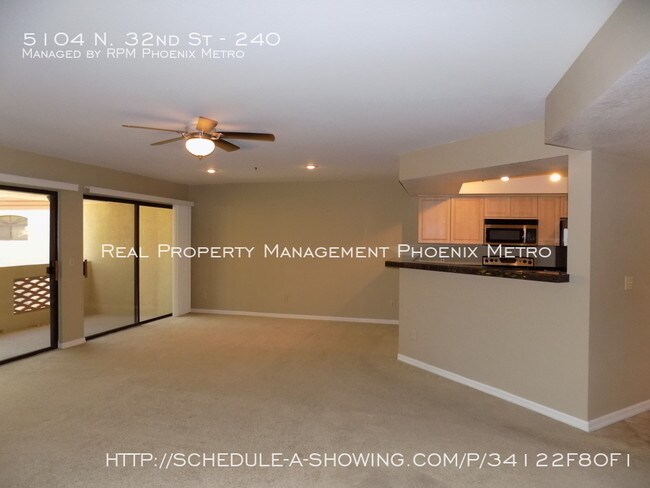 Building Photo - Stunning 3 Bedroom at Meridian