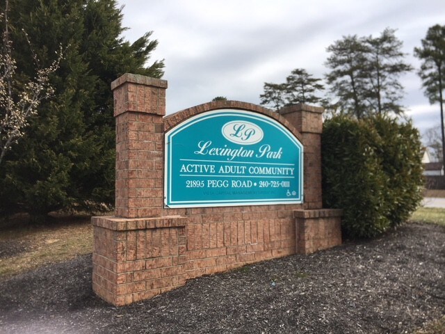 Foto del edificio - Lexington Park Senior Apartments