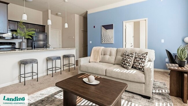 Building Photo - 4050 W Pine Blvd