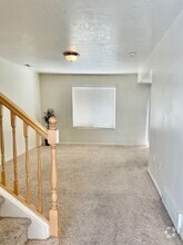 Building Photo - 652 W 800 N