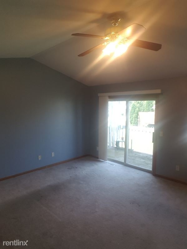 Building Photo - 4 br, 2 bath Apartment - 120 paradise cir