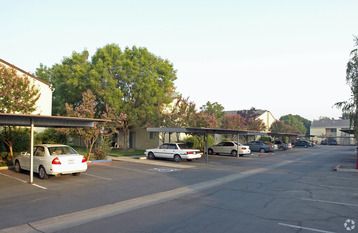 Foto del edificio - Walnut Grove Villa