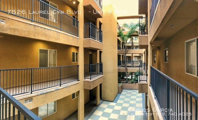 Foto del edificio - 7526 Laurel Canyon Blvd
