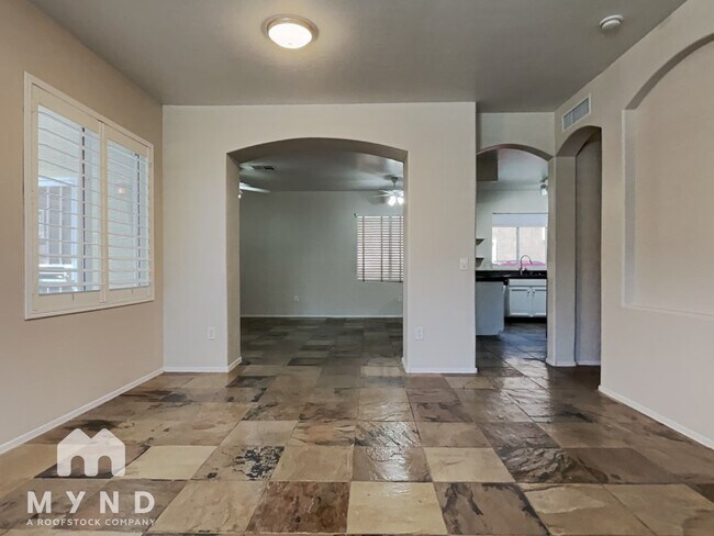 Building Photo - 3003 W Perdido Way