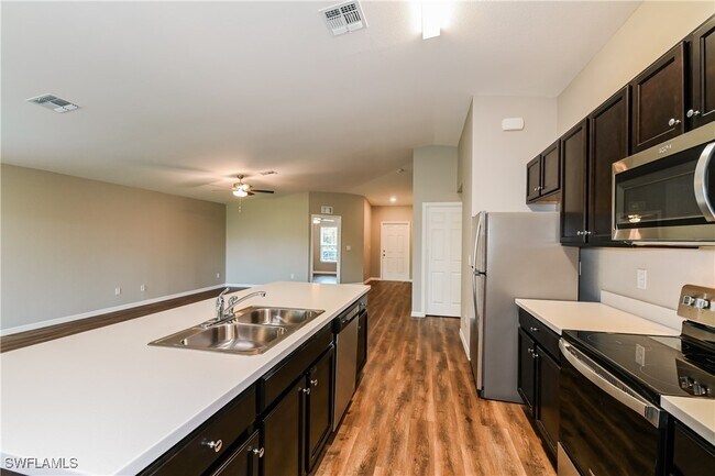 Foto del edificio - 3507 26th St SW