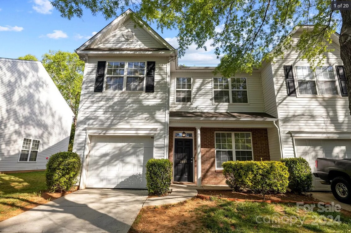 Foto principal - 7607 Abigail Glen Dr