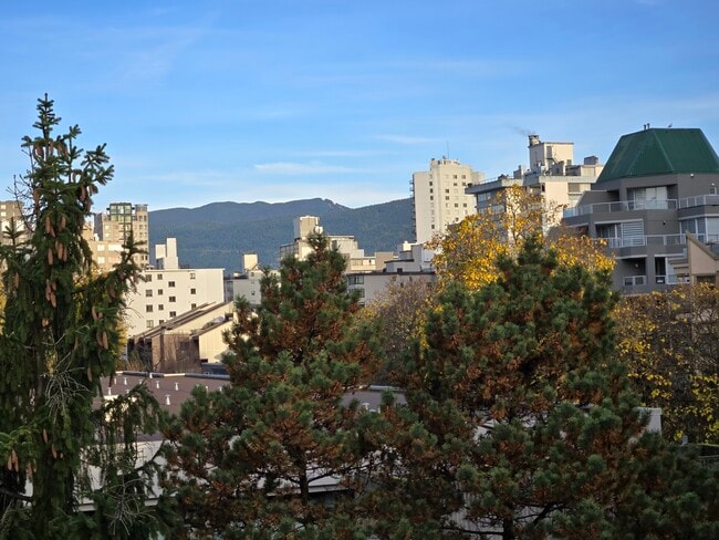 Photo du bâtiment - 1718 Nelson St