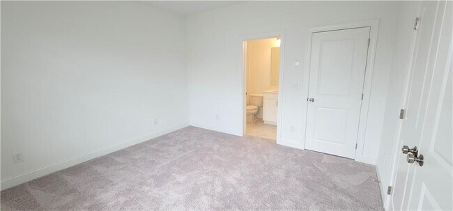 Foto del edificio - 1373 Harvest Park Ln