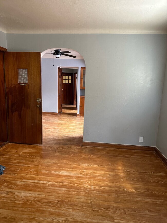 Foto del edificio - 6614 Devonshire Ave