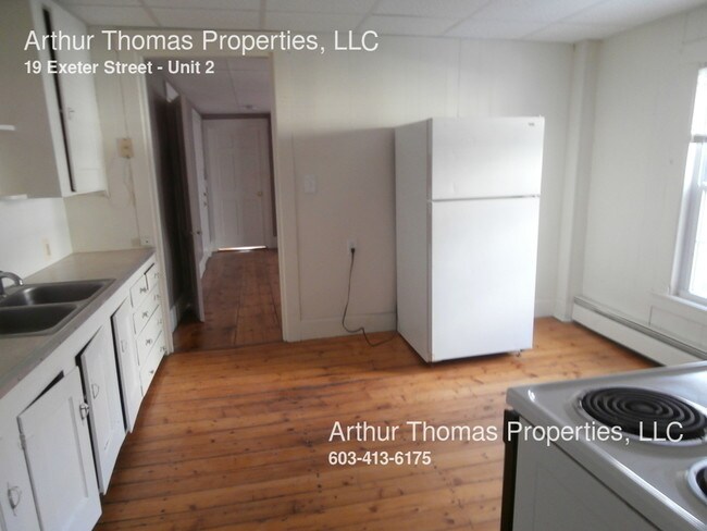 Building Photo - 19 Exeter Rd