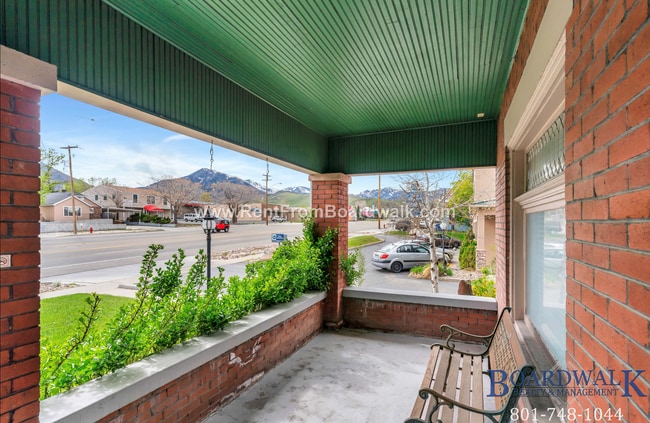 Foto del edificio - Charming Tooele Rambler with HUGE backyard!