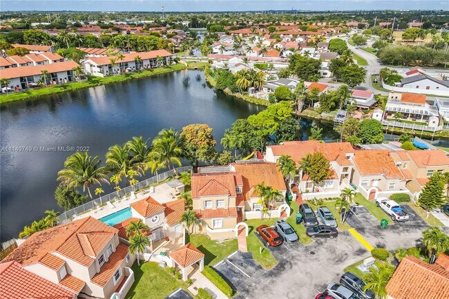 Foto del edificio - 6457 SW 132nd Ct