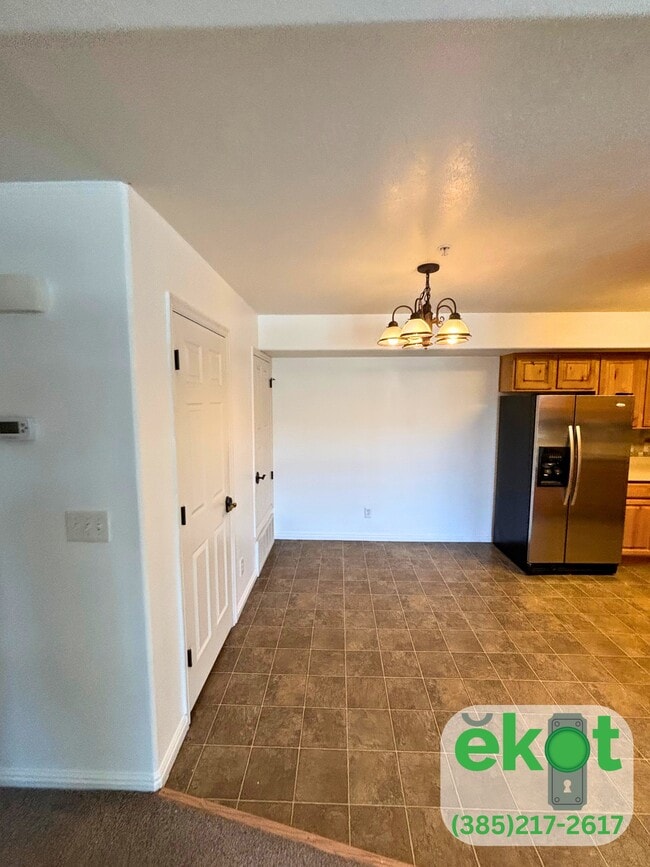 Foto del edificio - 8176 N Cedar Springs Rd