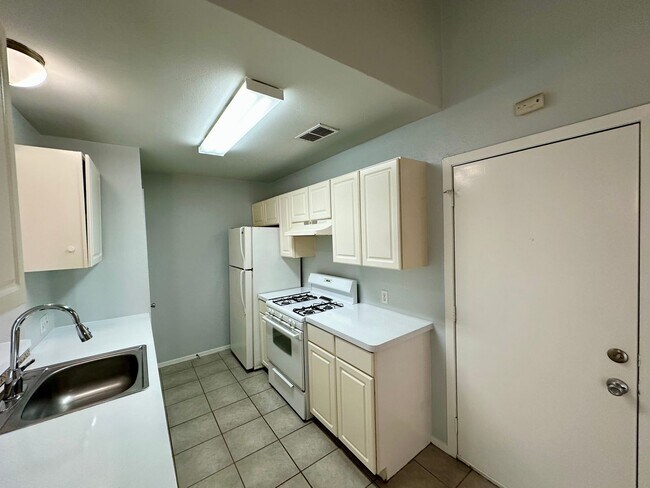 Foto del edificio - Quaint 3/2 in South Austin