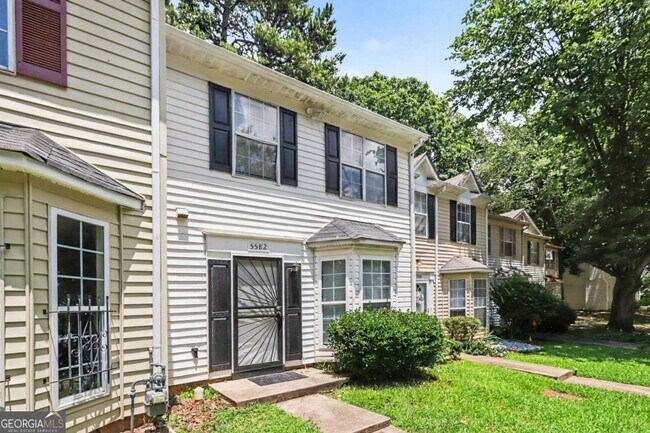 Foto del edificio - 5582 Stonington Trace Pkwy
