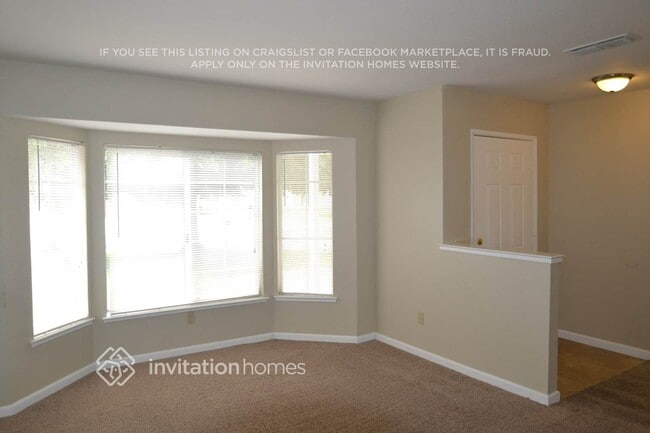 Building Photo - 18 Dempster Ct