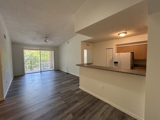 Building Photo - 2360 E Preserve Way