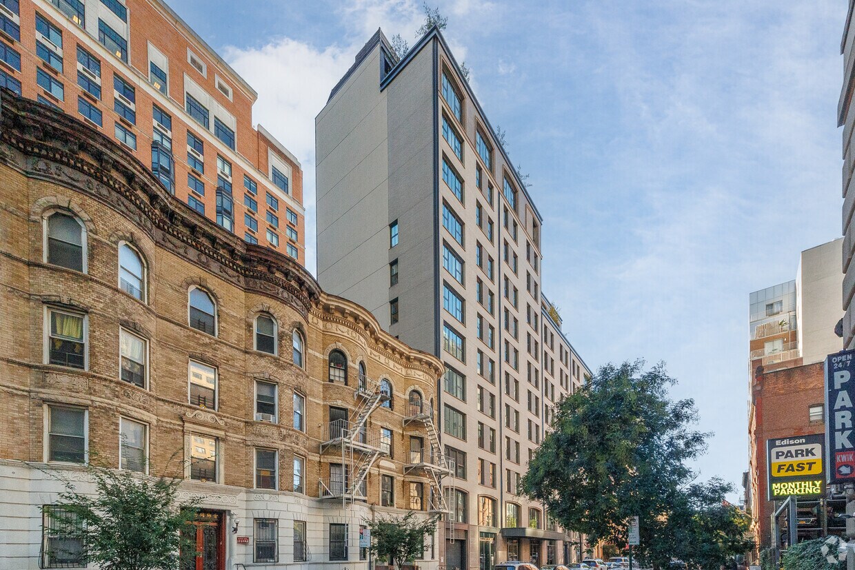 76 Schermerhorn St - The Symon