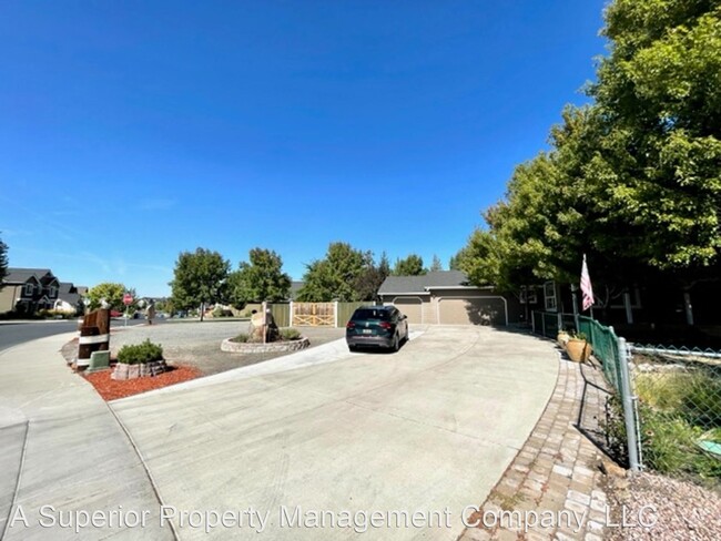 Building Photo - 3 br, 2 bath House - 290 NW 28th St.